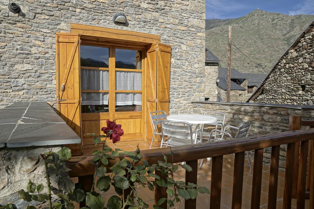 Apartaments El Ribal Valencia D'Aneu Camera foto