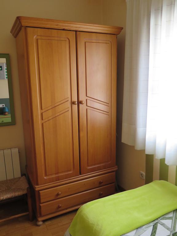 Apartaments El Ribal Valencia D'Aneu Esterno foto
