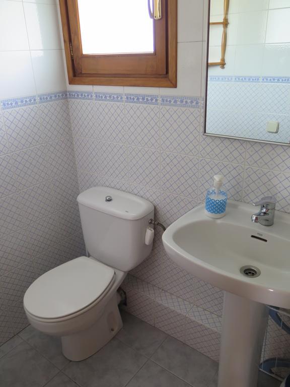 Apartaments El Ribal Valencia D'Aneu Esterno foto